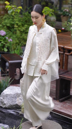 Moon Gate Jacquard Blouse
